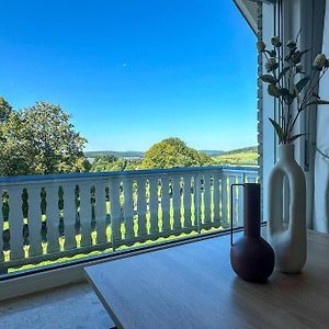 Bovenappartement In Winterberg Met Balkon En Uitzicht Over Het Bos